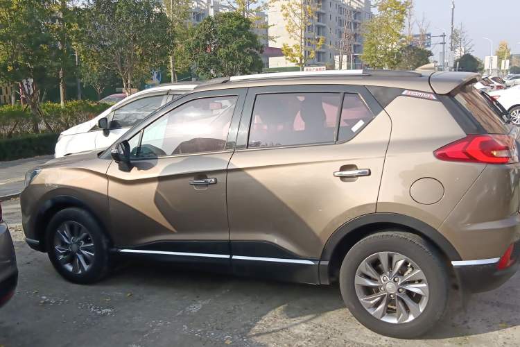 Used Haima S5 Youth Edition 2018 1.6L CVT Flagship Model Exterior 3