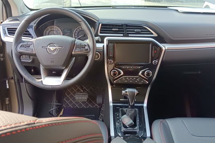 Used Haima S5 Youth Edition 2018 1.6L CVT Flagship Model Interior 2