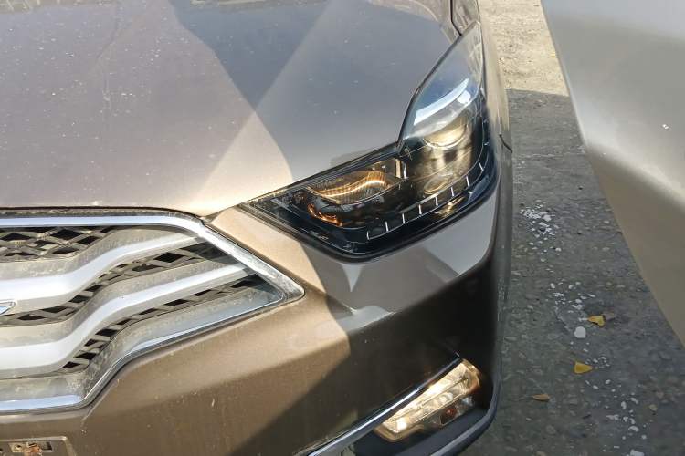 Used Haima S5 Youth Edition 2018 1.6L CVT Flagship Model Left Front Headlight