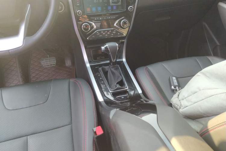 Used Haima S5 Youth Edition 2018 1.6L CVT Flagship Model Gear Lever