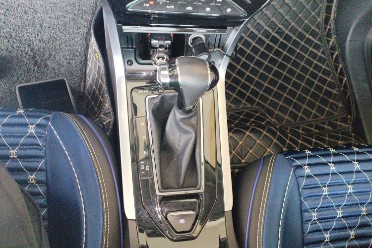 Used Haima S5 Youth Edition 2018 1.6L CVT Flagship Model Gear Lever
