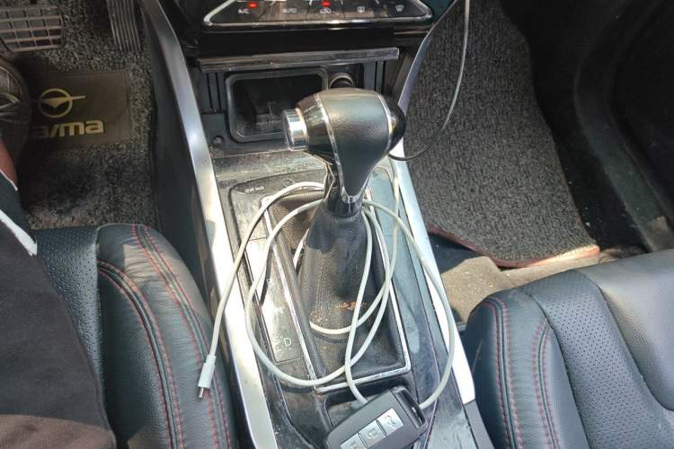 Used Haima S5 Youth Edition 2018 1.6L CVT Flagship Model Gear Lever