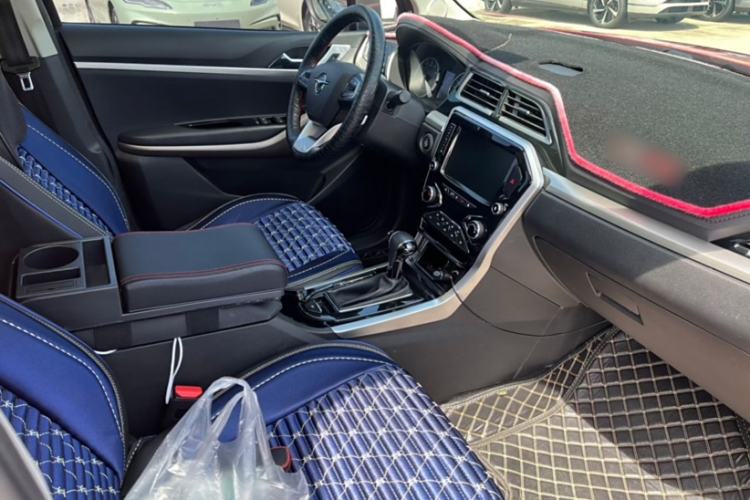 Used Haima S5 Youth Edition 2018 1.6L CVT Flagship Model Interior 3