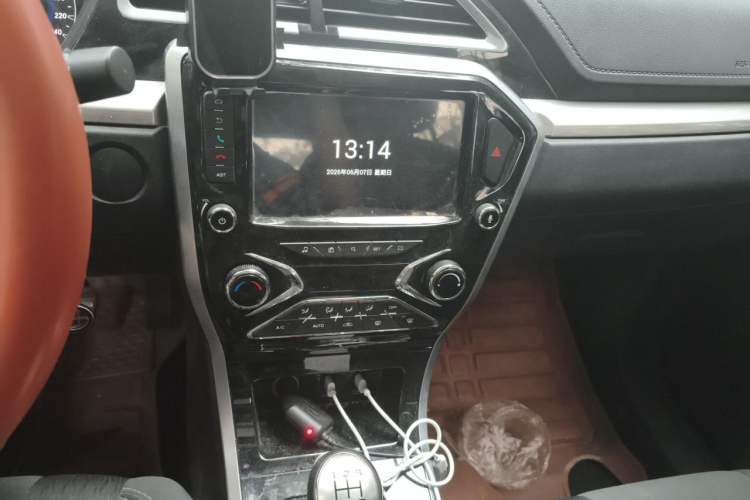 Used Haima S5 Youth Edition 2018 1.6L Manual Luxury Model Audio And AC Panel