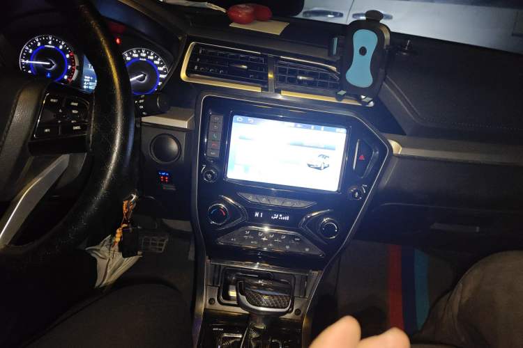 Used Haima S5 Youth Edition 2018 1.6L CVT Luxury Model Audio And AC Panel