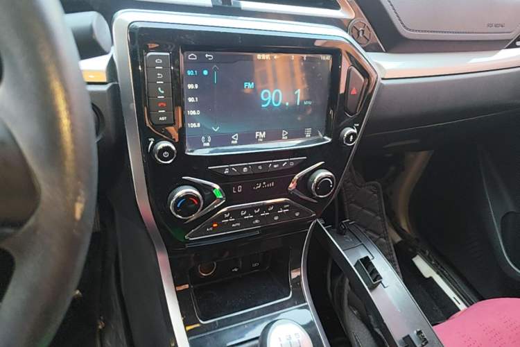 Used Haima S5 Youth Edition 2018 1.6L Manual Elite Model Audio And AC Panel