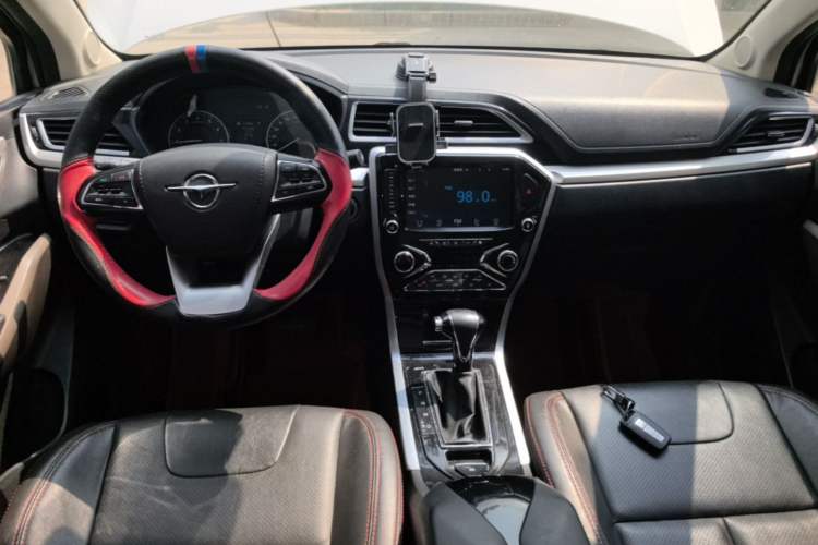 Used Haima S5 Youth Edition 2018 1.6L CVT Flagship Model Center Console