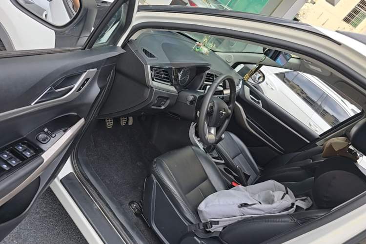 Used Haima S5 Youth Edition 2018 1.6L Manual Elite Model Driver Seat