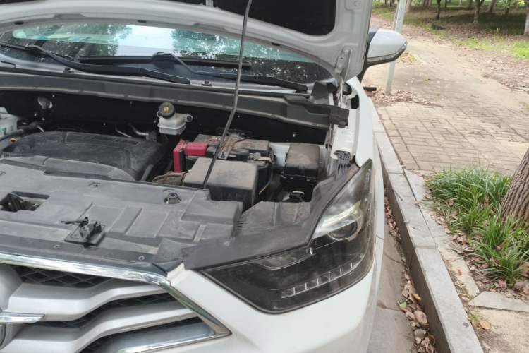 Used Haima S5 Youth Edition 2018 1.6L Manual Luxury Model Engine Bay Left