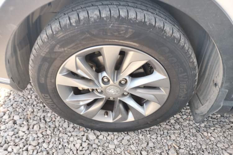Used Haima S5 Youth Edition 2018 1.6L CVT Flagship Model Exterior 2