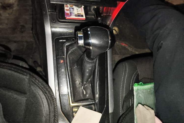 Used Haima S5 Youth Edition 2018 1.6L CVT Luxury Model Gear Lever