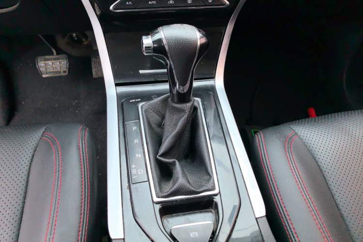Used Haima S5 Youth Edition 2018 1.6L CVT Luxury Model Gear Lever