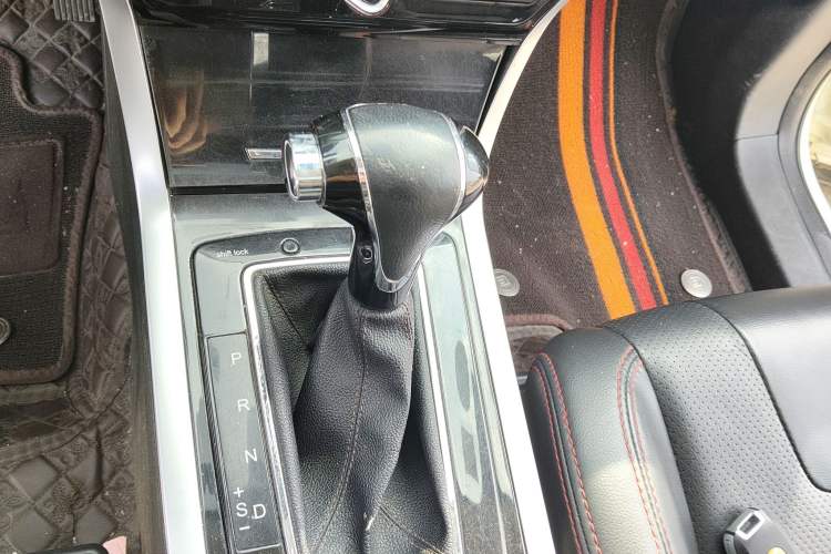 Used Haima S5 Youth Edition 2018 1.6L CVT Flagship Model Gear Lever