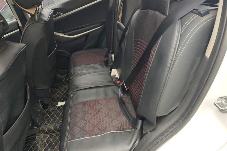 Used Haima S5 Youth Edition 2018 1.6L CVT Luxury Model Interior 1