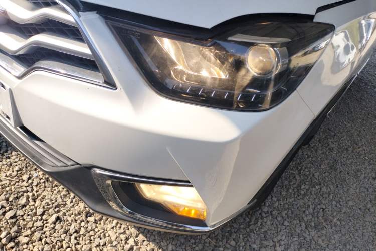 Used Haima S5 Youth Edition 2018 1.6L CVT Flagship Model Left Front Headlight