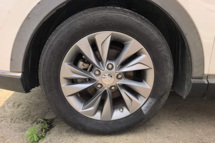 Used Haima S5 Youth Edition 2018 1.6L CVT Flagship Model Left Front Wheel Hub
