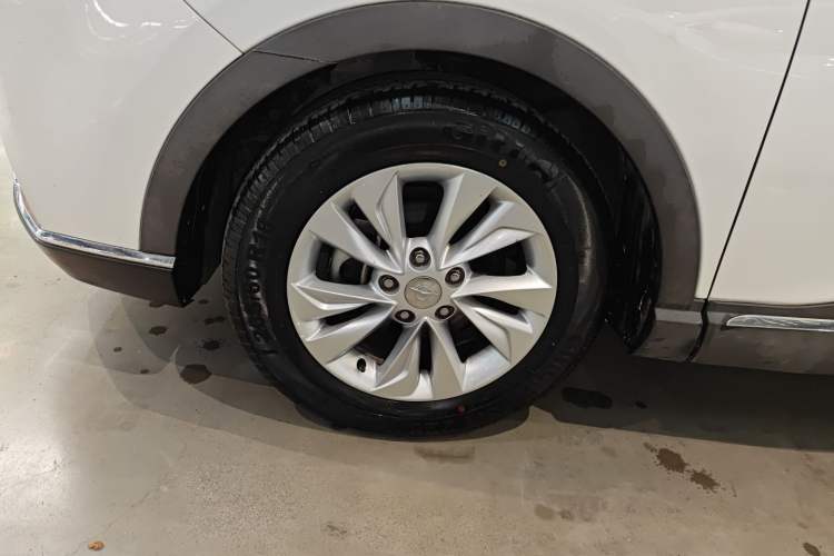 Used Haima S5 Youth Edition 2018 1.6L CVT Luxury Model Left Front Wheel Hub