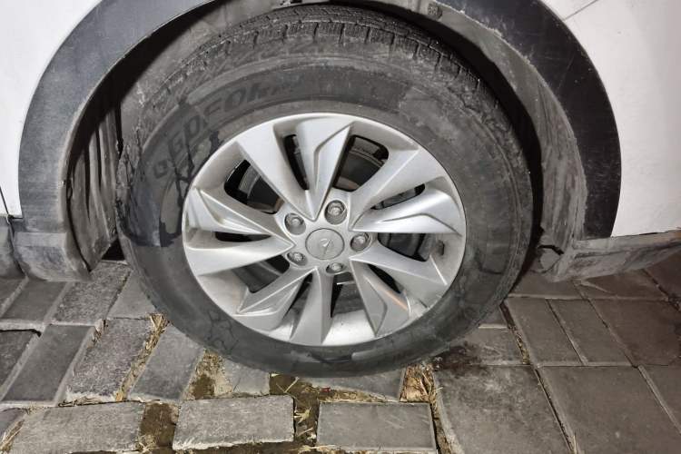 Used Haima S5 Youth Edition 2018 1.6L CVT Luxury Model Right Front Wheel Hub