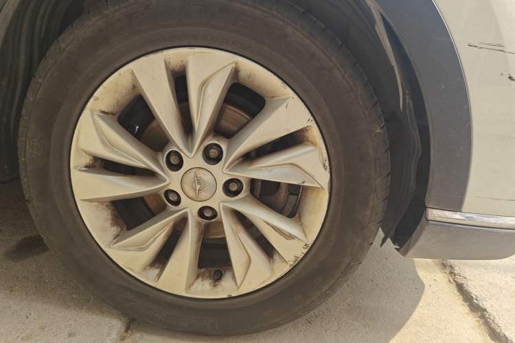 Used Haima S5 Youth Edition 2018 1.6L CVT Luxury Model Right Front Wheel Hub