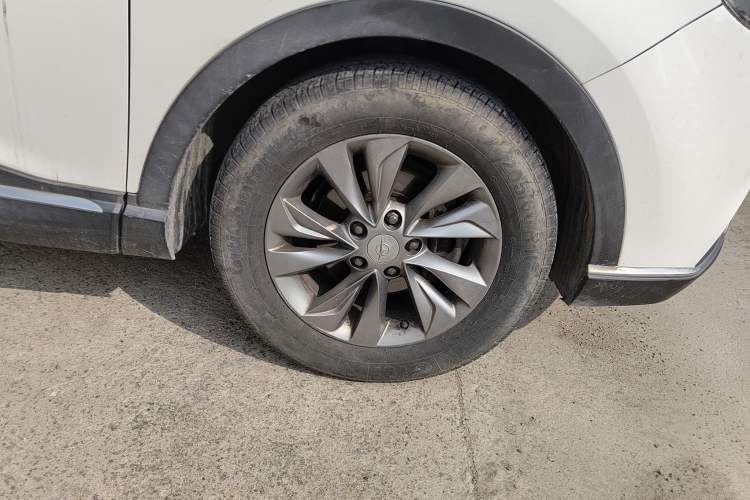 Used Haima S5 Youth Edition 2018 1.6L CVT Flagship Model Right Front Wheel Hub