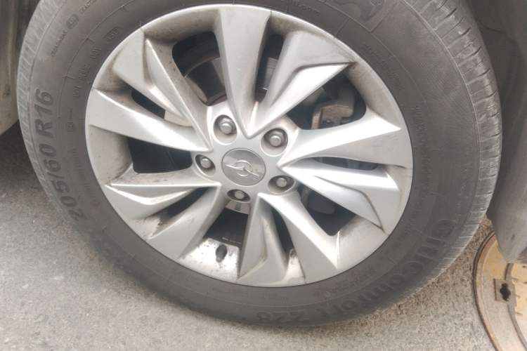 Used Haima S5 Youth Edition 2018 1.6L CVT Luxury Model Right Front Wheel Hub