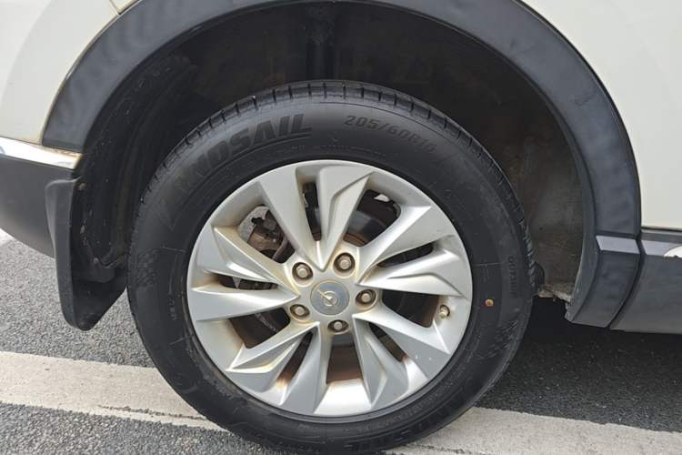 Used Haima S5 Youth Edition 2018 1.6L Manual Elite Model Right Rear Wheel Hub