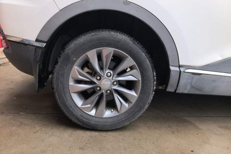 Used Haima S5 Youth Edition 2018 1.6L CVT Flagship Model Right Rear Wheel Hub