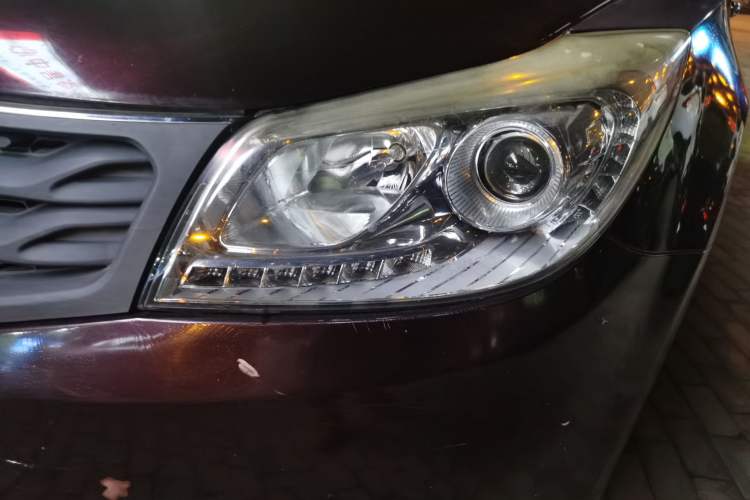 Used Haima S7 2015 2.0L Automatic ZhiShang Version Left Front Headlight