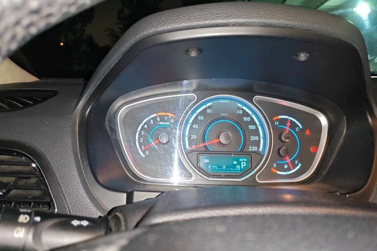 Used Haima S7 2015 Revised Version 2.0L Automatic Zongchi Trim Instrument Cluster