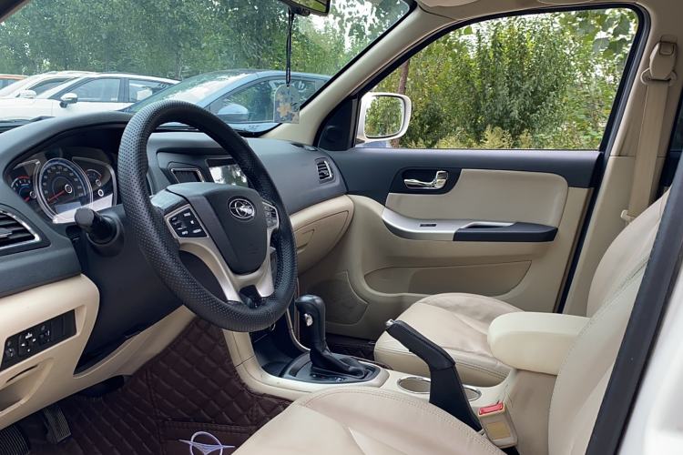 Used Haima S7 2015 Revised Version 2.0L Automatic Zongchi Trim Interior 1