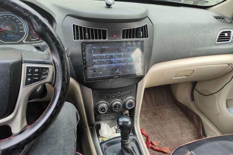 Used Haima S7 2013 2.0L Automatic ZhiShang Version Audio And AC Panel