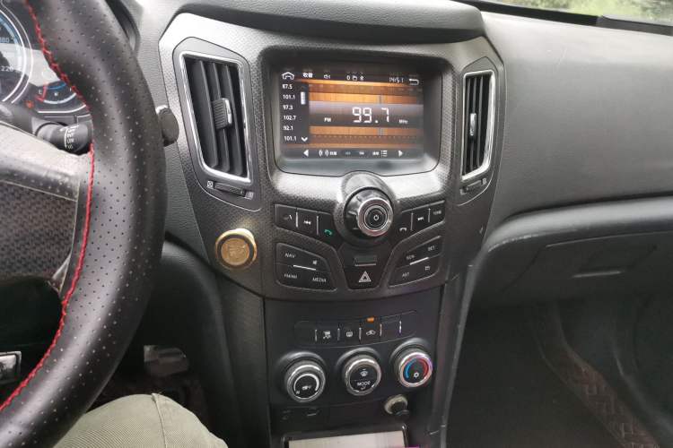 Used Haima S7 2013 2.0L Manual Smart Edition Audio And AC Panel