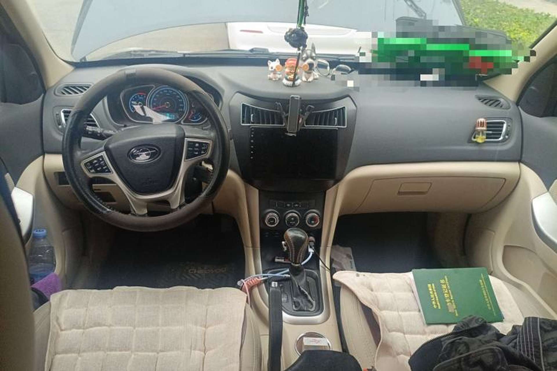 Used Haima S7 2013 2.0L Automatic ZhiShang Version Center Console
