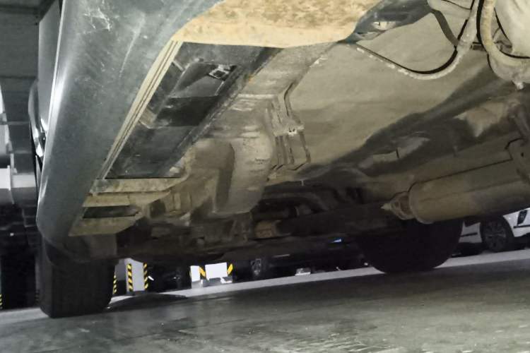 Used Haima S7 2013 2.0L Manual Smart Edition Chassis Rear Left