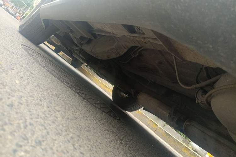 Used Haima S7 2013 2.0L Automatic ZhiShang Version Chassis Rear Left