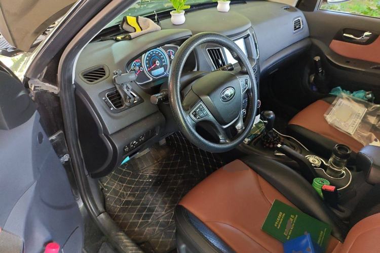 Used Haima S7 2013 2.0L Automatic Smart Enjoyment Version Driver Seat
