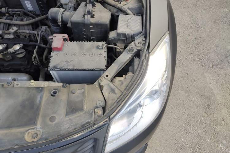 Used Haima S7 2013 2.0L Automatic Smart Enjoyment Version Engine Bay Left