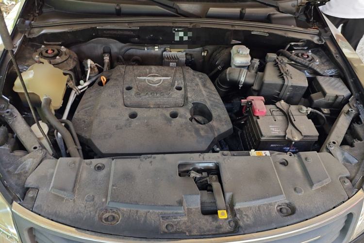 Used Haima S7 2013 2.0L Automatic Smart Enjoyment Version Engine Bay