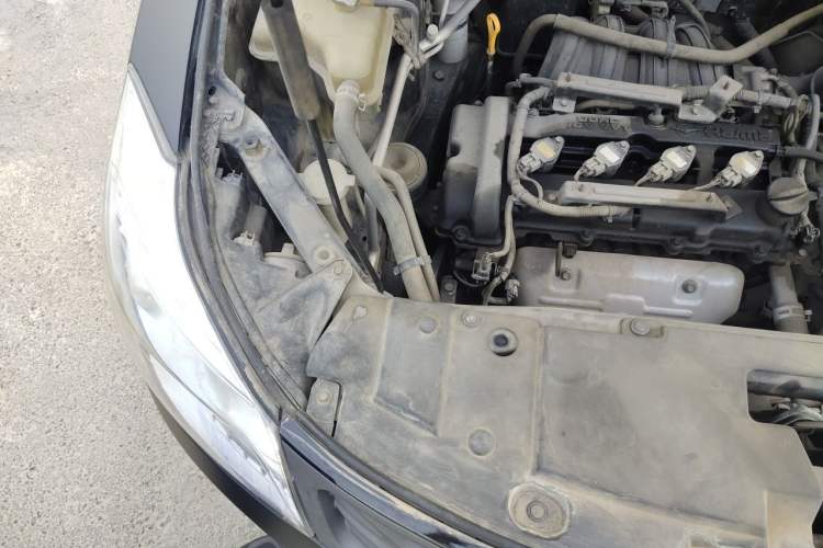 Used Haima S7 2013 2.0L Automatic Smart Enjoyment Version Engine Bay Right