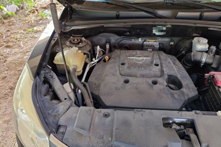 Used Haima S7 2013 2.0L Automatic Smart Enjoyment Version Engine Bay Right
