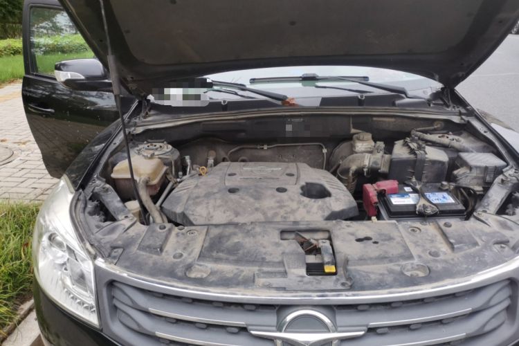 Used Haima S7 2013 2.0L Manual Smart Edition Engine Bay Right
