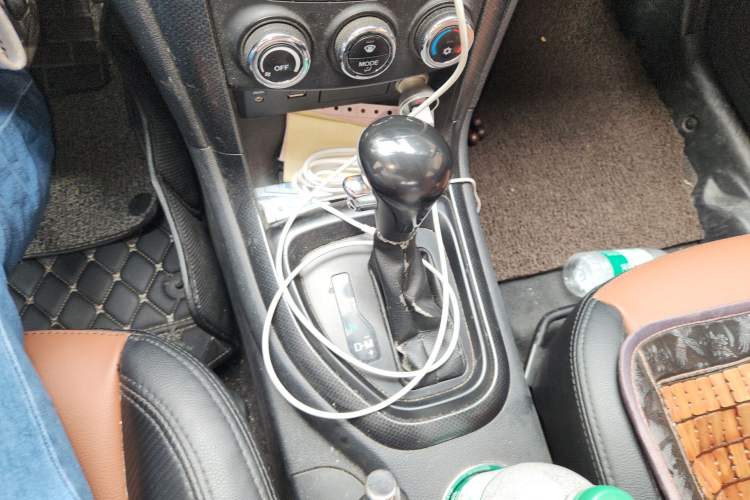 Used Haima S7 2013 2.0L Automatic ZhiShang Version Gear Lever