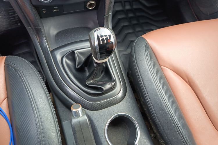 Used Haima S7 2013 2.0L Manual Smart Edition Gear Lever