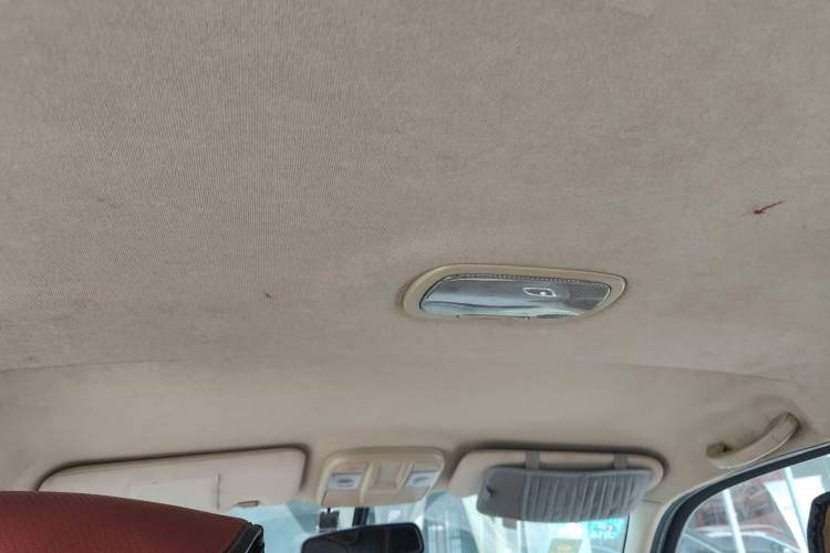 Used Haima S7 2013 2.0L Automatic ZhiShang Version Headliner