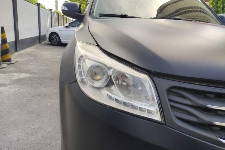 Used Haima S7 2013 2.0L Automatic Smart Enjoyment Version Right Front Headlight