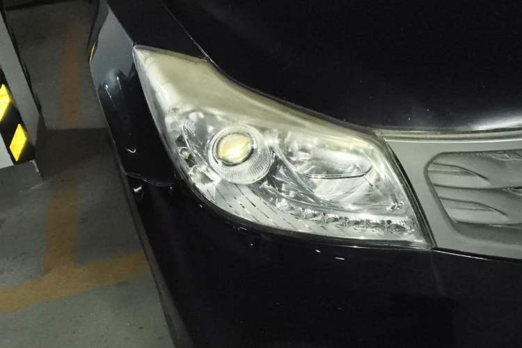 Used Haima S7 2013 2.0L Manual Smart Edition Right Front Headlight