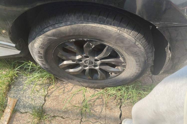 Used Haima S7 2013 2.0L Manual Smart Edition Right Front Wheel Hub