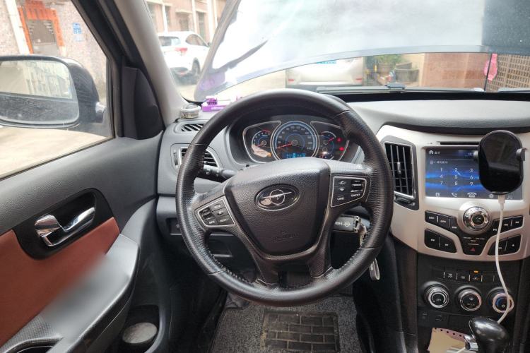 Used Haima S7 2013 2.0L Automatic ZhiShang Version Steering Wheel