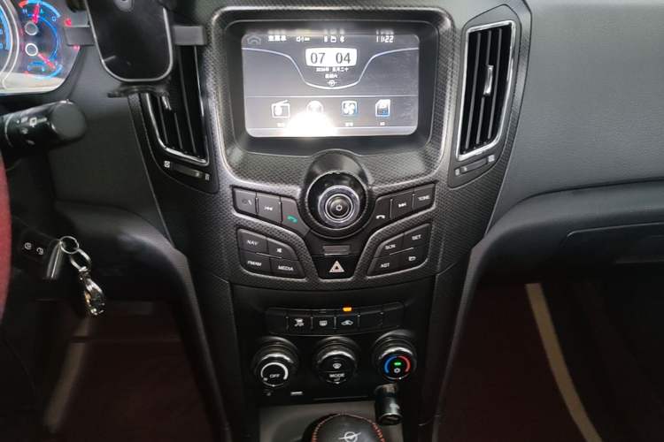 Used Haima S7 2013 2.0L Automatic Smart Enjoyment Version Audio And AC Panel