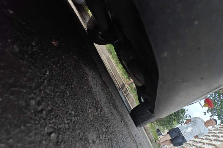 Used Haima S7 2013 2.0L Automatic ZhiShang Version Chassis Front Left